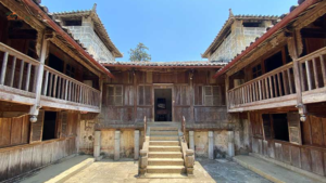 Dinh thự họ Vương (Dinh Vua Mèo)