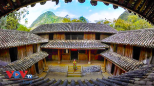 Dinh thự họ Vương (Dinh Vua Mèo)